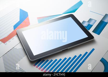 Tablet-Computer und Grafikmaterial Stockfoto