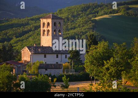 Die antike romanische Kirche von Bardone Stockfoto