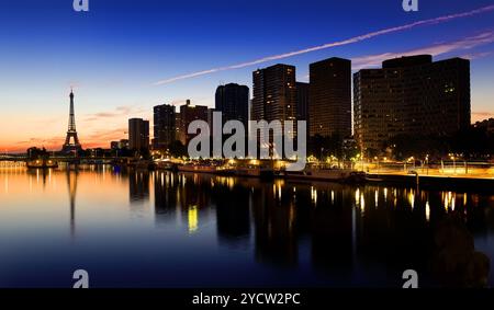 Paris bei Nacht Stockfoto