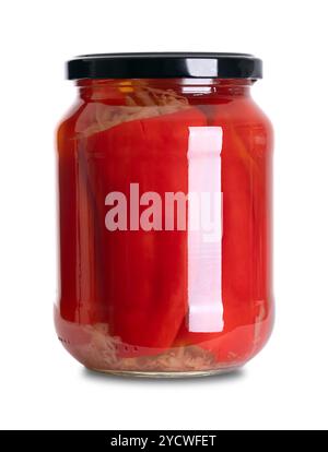 Rote Paprika gefüllt mit deutschem Sauerkraut, eingelegt in Glasgefäß mit Schraubverschluss. Mit fermentiertem Kohl gefüllte Paprika, in Salzlake konserviert. Stockfoto
