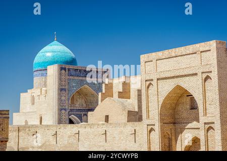 Kalyan Moschee und Mauer, Buchara Stockfoto