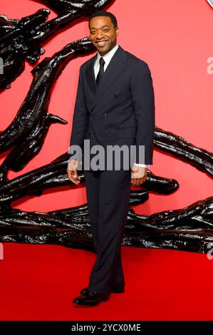 Chiwetel Ejiofor bei der Premiere des Kinofilms Venom: The Last Dance im BFI IMAX Cinema. London, 23.10.2024 *** Chiwetel Ejiofor bei der Premiere des Films Venom the Last Dance im BFI IMAX Cinema London, 23 10 2024 Foto:XC.xMorleyx/xFuturexImagex Venom 4001 Stockfoto