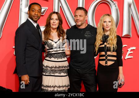 Chiwetel Ejiofor, Kelly Marcel, Tom Hardy und Juno Temple bei der Premiere des Kinofilms Venom: The Last Dance im BFI IMAX Cinema. London, 23.10.2024 *** Chiwetel Ejiofor, Kelly Marcel, Tom Hardy und Juno Temple bei der Premiere des Films Venom the Last Dance im BFI IMAX Cinema London, 23 10 2024 Foto:XC.xMorleyx/xFuturexImagex Venom 4047 Stockfoto