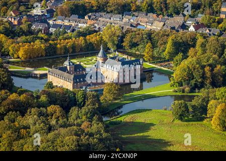 Luftbild, Schloss Wasserburg Anholt mit Wassergarten, Anholt, Isselburg, Niederrhein, Nordrhein-Westfalen, Deutschland ACHTUNGxMINDESTHONORARx60xEURO *** Luftansicht, Schloss Wasserburg Anholt mit Wassergarten, Anholt, Isselburg, Niederrhein, Nordrhein-Westfalen, Deutschland ATTENTIONxMINDESTHONORARx60xEURO Stockfoto