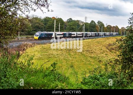 Avanti Pendolino Kippzug. Stockfoto