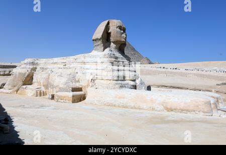 Tourismus in Ägypten Ein allgemeiner Blick auf die Sphinx- und Gizeh-Pyramiden in Ägypten, 24. Oktober 2024. Nach Angaben des stellvertretenden Ministers für Tourismus und Antiquitäten für Tourismusangelegenheiten, Ghada Shalaby, ist die Zahl der Touristen, die Ägypten in den ersten vier Monaten des Jahres 2024 besuchten, im Vergleich zum Vorjahreszeitraum um 27 Prozent gestiegen. Gizeh Ägypten Copyright: XMatrixxImagesx/xKhaledxElfiqix Stockfoto