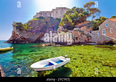 Dubrovnik Bucht und historischen Mauern und Lovrijenac fort View Stockfoto