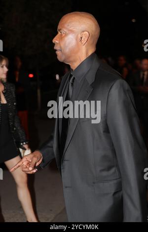 New York, USA. Oktober 2024. NEW YORK, NEW YORK - 23. OKTOBER: Denzel Washington besucht am 23. Oktober 2024 den 16. Jährlichen Filmvorteil des Museums of Modern Art in New York City. (Foto: Giada Papini Rampelotto/EuropaNewswire/SIPA USA) Credit: SIPA USA/Alamy Live News Stockfoto