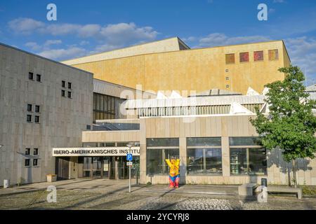 Ibero-Amerikanisches Institut der Stiftung Preußischer Kulturbesitz, Potsdamer Straße, Tiergarten, Mitte, Berlin, Deutschland *** Iberoamerikanisches Institut der Stiftung Preußisches Kulturerbe, Potsdamer Straße, Tiergarten, Mitte, Berlin, Deutschland Stockfoto