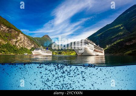 Kreuzfahrtschiffe auf dem Geirangerfjord, Norwegen Stockfoto