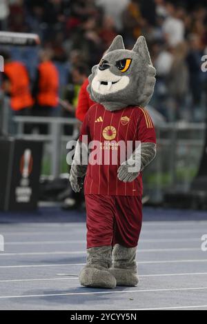 Stadio Olimpico, Rom, Italien. Oktober 2024. UEFA Europa League Football; Roma gegen Dynamo Kiew; Romolo, Maskottchen von Roma Credit: Action Plus Sports/Alamy Live News Stockfoto