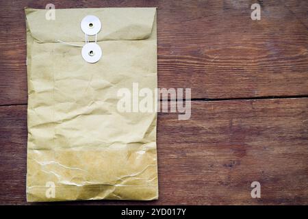 Paket auf Holz Stockfoto