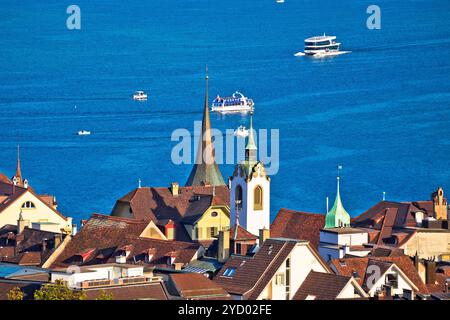 Idyllischer Blick auf den Schweizerischen Vierwaldstättersee Stockfoto