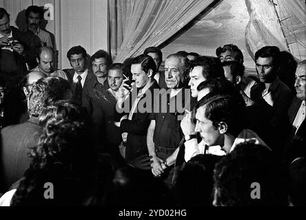 Der argentinische Jurist und Peronist-Politiker Juan Manuel Abal Medina (links) und der argentinische Zahnarzt und Peronist-Politiker Héctor José Cámpora, Buenos Aires, Argentinien, 1972. Stockfoto