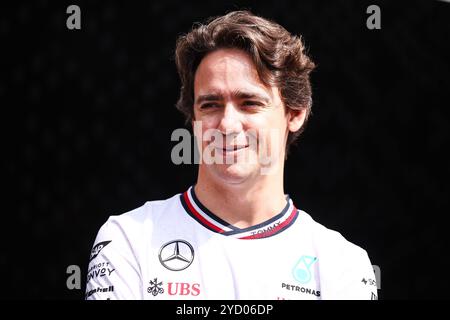 Mexiko-Stadt, Mexiko. Oktober 2024. GUTIERREZ Esteban (mex), Entwicklungsfahrer des Mercedes AMG F1 Teams, Porträt während der Formel 1 Gran Premio de la Ciudad de Mexico 2024, 20. Runde der Formel-1-Weltmeisterschaft 2024 vom 25. Bis 27. Oktober 2024 auf dem Autodromo Hermanos Rodriguez in Mexiko-Stadt, Mexiko - Foto Eric Alonso/DPPI Credit: DPPI Media/Alamy Live News Stockfoto