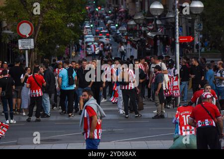 Bilbao, Spanien, 24. Oktober 2024: Athletic Club-Fans während des Vorschauspiels der UEFA Europa League zwischen Athletic Club und Slavia Praha am 24. Oktober 2024 in Bilbao, Spanien. Quelle: Alberto Brevers / Alamy Live News. Stockfoto