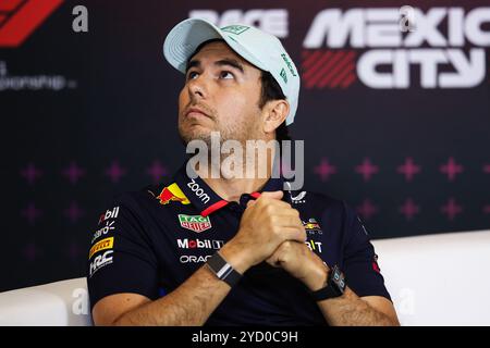 Mexiko-Stadt, Mexiko. Oktober 2024. PEREZ Sergio (mex), Red Bull Racing RB20, Portrait-Pressekonferenz während der Formel 1 Gran Premio de la Ciudad de Mexico 2024, 20. Runde der Formel-1-Weltmeisterschaft 2024 vom 25. Bis 27. Oktober 2024 auf dem Autodromo Hermanos Rodriguez in Mexiko-Stadt, Mexiko - Foto Eric Alonso/DPPI Credit: DPPI Media/Alamy Live News Stockfoto