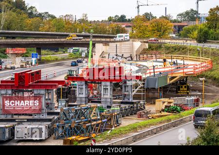 Autobahndreieck Duisburg-Kaiserberg, A40 mit A3, mehrjährige Großbaustelle, kompletter Neubau von Brücken, Rampen, Zufahrt Stockfoto