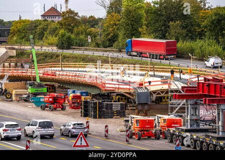 Autobahndreieck Duisburg-Kaiserberg, A40 mit A3, mehrjährige Großbaustelle, kompletter Neubau von Brücken, Rampen, Zufahrt Stockfoto