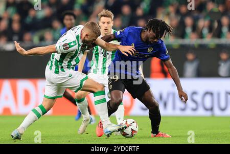 UNGARN, BUDAPEST, Ferencvaros TC gegen OGC Nizza - UEFA Europa League 2024/2025 24. Oktober 2024 in Budapest, Ungarn: UEFA Europa League Spiel zwischen Ferencvaros und Nizza in der Groupama Arena an. Stockfoto