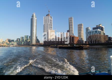 Blick vom Thames Clipper Boat London Stockfoto