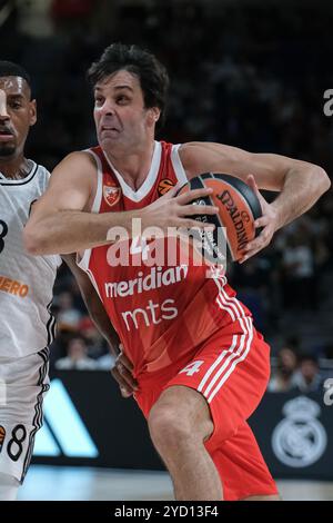 Madrid, Spanien. Oktober 2024. Milos Teodosic von Real Madrid während des Turkish Airlines EuroLeague Spiels zwischen Real Madrid und Crvena Zvezda Belgrad am 24. Oktober 2024 im Wizink Center in Madrid Spanien Credit: SIPA USA/Alamy Live News Stockfoto