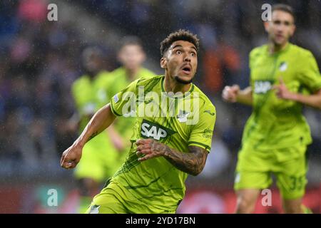 Porto, Portugal. Oktober 2024. Dragao-Stadion, Europa League 2024/2025, FC Porto gegen Hoffenheim; Valentin Gendrey aus Hoffenheim, während des Spiels der UEFA Europa League 2024/2025 zwischen dem FC Porto und Hoffenheim im Dragao-Stadion in Porto am 24. Oktober 2024. Foto: Daniel Castro/DiaEsportivo/Alamy Live News Credit: DiaEsportivo/Alamy Live News Stockfoto