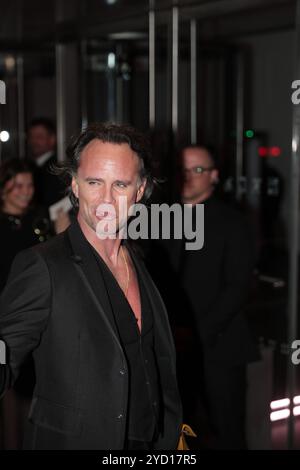 New York, New York, USA. Oktober 2024. Walton Goggins besucht den 16. Jährlichen Filmvorteil des Museums of Modern Art. (Kreditbild: © Luiz Rampelotto/ZUMA Press Wire) NUR REDAKTIONELLE VERWENDUNG! Nicht für kommerzielle ZWECKE! Stockfoto