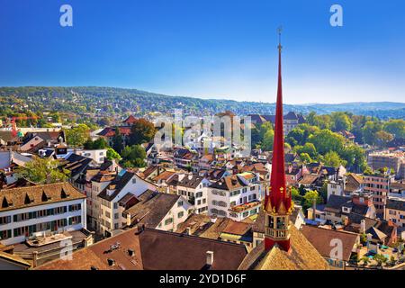 Die Dächer der Stadt Zürich und die Stadtlandschaft aus der Vogelperspektive Stockfoto