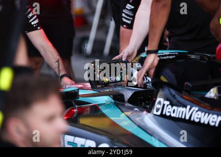Mexiko-Stadt, Mexiko. Oktober 2024. Mercedes AMG F1 Team W15, mechanisches Lenkrad, volant, während der Formel 1 Gran Premio de la Ciudad de Mexico 2024, 20. Runde der Formel-1-Weltmeisterschaft 2024 vom 25. Bis 27. Oktober 2024 auf dem Autodromo Hermanos Rodriguez in Mexiko-Stadt, Mexiko - Foto Eric Alonso/DPPI Credit: DPPI Media/Alamy Live News Stockfoto