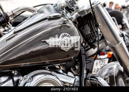 Emblem auf dem Kraftstofftank des Harley Davidson Motorrads Stockfoto