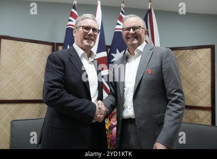 Der Premierminister Sir Keir Starmer wurde während eines bilateralen Treffens mit dem australischen Premierminister Anthony Albanese während des Treffens der Regierungschefs des Commonwealth in Samoa ERNEUT ÜBERMITTELT. Bilddatum: Freitag, 25. Oktober 2024. Stockfoto