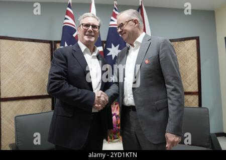 Der Premierminister Sir Keir Starmer wurde während eines bilateralen Treffens mit dem australischen Premierminister Anthony Albanese während des Treffens der Regierungschefs des Commonwealth in Samoa ERNEUT ÜBERMITTELT. Bilddatum: Freitag, 25. Oktober 2024. Stockfoto
