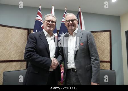 Der Premierminister Sir Keir Starmer wurde während eines bilateralen Treffens mit dem australischen Premierminister Anthony Albanese während des Treffens der Regierungschefs des Commonwealth in Samoa ERNEUT ÜBERMITTELT. Bilddatum: Freitag, 25. Oktober 2024. Stockfoto