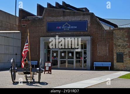 Das Fort Pitt Museum in Pittsburgh im Point State Park befindet sich in einer umgebauten Bastion der historischen Festung. Stockfoto