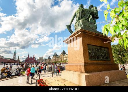 Roter Platz und das Denkmal für Minin und Pozharski Stockfoto