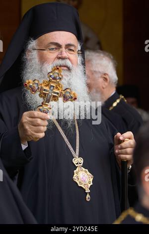 Bukarest, Rumänien. 24. Oktober 2024: Erzbischof Georg von Zypern nimmt an der Prozession des Heiligen Demetrius des Neuen Teil, des Beschützers von Bukarest. Quelle: Lucian Alecu/Alamy Live New Stockfoto