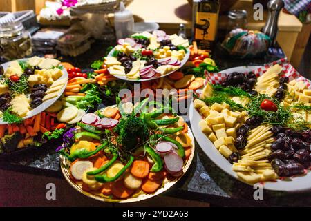 Bunte Essensplatten Stockfoto