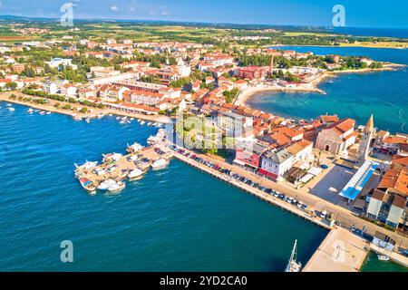 Stadt Umag historischen Küste Architektur Luftbild, Archipel der Region Istrien, Kroatien Stockfoto