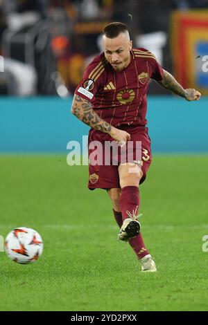 Angelino von AS Roma während der ersten Qualifikationsrunde der Europa League - Spiel im dritten Legs zwischen Roma und Dynamo Kiyv im Olympiastadion, Italien, 24. Oktober 2024. &#XA;Mattia Vian während des Spiels AS Roma vs. FC Dynamo Kyiv, Football Europa League in Rom, Italien, 24. Oktober 2024 Stockfoto