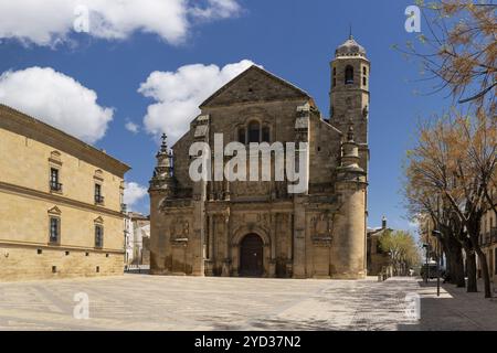 Ubeda, Spanien, 3. April 2024: Blick auf die Heilige Kapelle des Erlösers in der andalusischen Stadt Ubeda, Europa Stockfoto