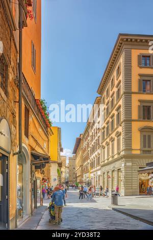 Florenz, Italien, 13. MAI 2017: Platz der Republik (Piazza della Repubblica). Die Piazza della Repubblica markiert den Ort des Forums, der Mitte des Rom Stockfoto