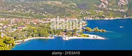 Lago di Garda See. Luftpanorama der Stadt Torbole und Sarca Flussmündung Stockfoto