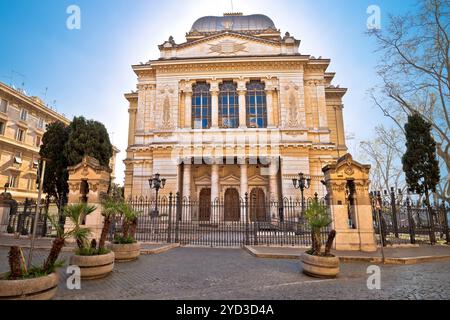 Rom. Große Synagoge von Rom Fassadenblick, jüdischer Tempel in ewiger Stadt Stockfoto