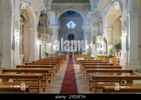Innenraum der Kirche Chiesa di San Domenico in Nardo, Apulien, Italien, Europa | Kirche Chiesa di San Domenico, Nardo, Italien, Europa Stockfoto