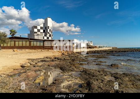 Der Leuchtturm von Torre San Giovanni, Apulien, Italien, Europa | Leuchtturm Torre San Giovanni, Apulien, Italien, Europa Stockfoto