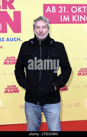 Till Schmerbeck bei der Premiere Alter WEISSER MANN im ZOO Palast in Berlin am 24.10.2024 *** Till Schmerbeck bei der Premiere von Alter WEISSER MANN im ZOO Palast in Berlin am 24 10 2024 Stockfoto