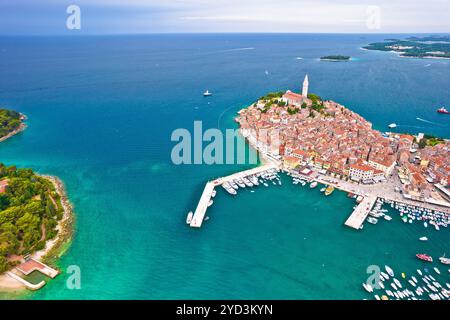 Stadt Rovinj historische Halbinsel und Archipel aus der Vogelperspektive Stockfoto