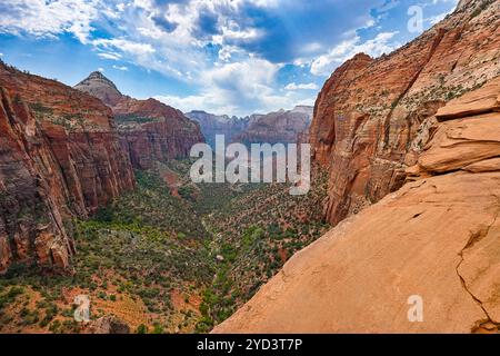 Blick vom Canyon Overlook im Zion National Park, Utah Stockfoto