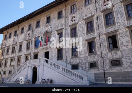 Gebäude der Universität Pisa Superiore an der Piazza dei Cavalieri (Palazzo della Carovana) in Pisa, Italien Stockfoto